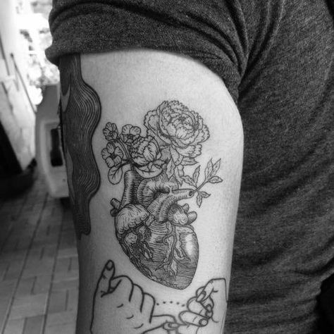 Vintage Anatomical Heart Biology Tattoo, Are Tattoos, Anatomical Tattoos, Tattoo Band, Inspiration Tattoos, Modern Tattoos, Aesthetic Tattoo, Tat Ideas, Unique Tattoo