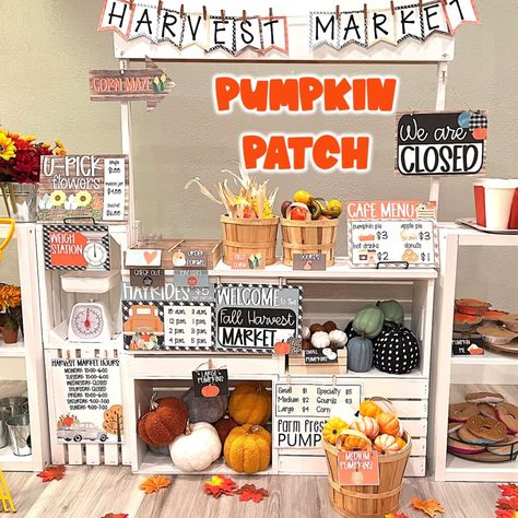 Pumpkins Dramatic Play, 1st Grade Dramatic Play, Halloween Dramatic Play For Toddlers, Fall Pretend Play Center, Small Dramatic Play Area, Halloween Dramatic Play Center, Dramatic Play Halloween, Halloween Dramatic Play, Playroom Themes