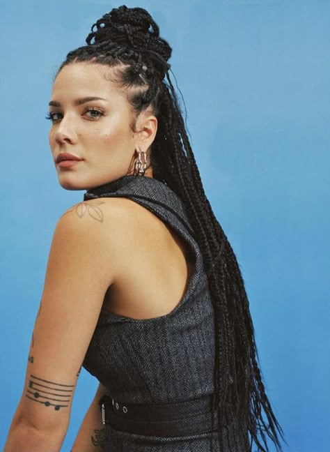 Halsey Hair, Loc Extensions, Dreadlock Extensions, Box Braids Hairstyles, Halsey, Elegant Hairstyles, Braid Styles, Box Braids, Girl Hairstyles