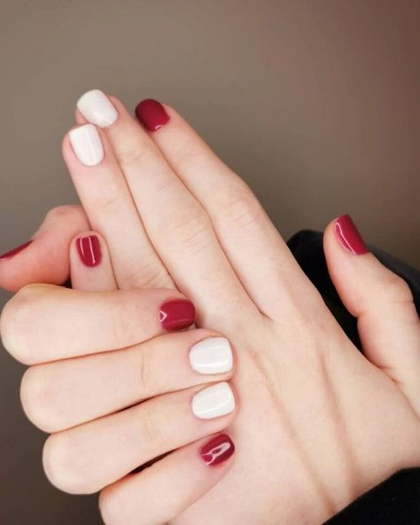 Dark Red And White Nails, Red And White Short Nails, Red And White Gel Nails, Red White Nails Design, Red And White Nails Short, White And Red Nails Ideas, Nails White And Red, Red And White Nail Designs, White And Red Nails