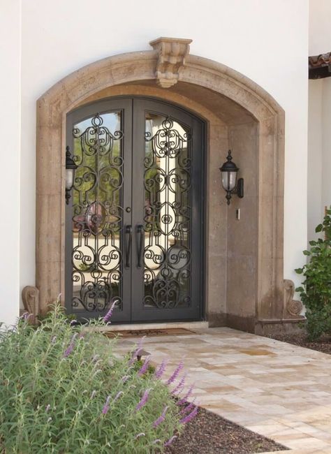 Front Door Trim Interior Entryway, Entrance Door Decor, Stone Entryway, Porte In Ferro, Iron Door Design, Front Door Entrance, Wrought Iron Doors, Casas Coloniales, Entrance Design