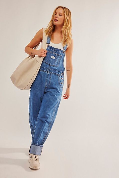 Levi's Vintage Overalls Cute Overall Outfits, Free People Overalls, Vintage Summer Outfits, Cute Overalls, Vintage Overalls, Overall Outfit, Overalls Outfit, Summer Outfits For Teens, Modest Summer Outfits