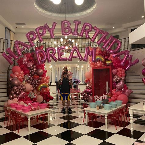 Kris Jenner House, Dream Kardashian, Rob Kardashian, Kardashian Photos, Barbie Birthday, Barbie Party, Dream On, Barbie World, Joy And Happiness