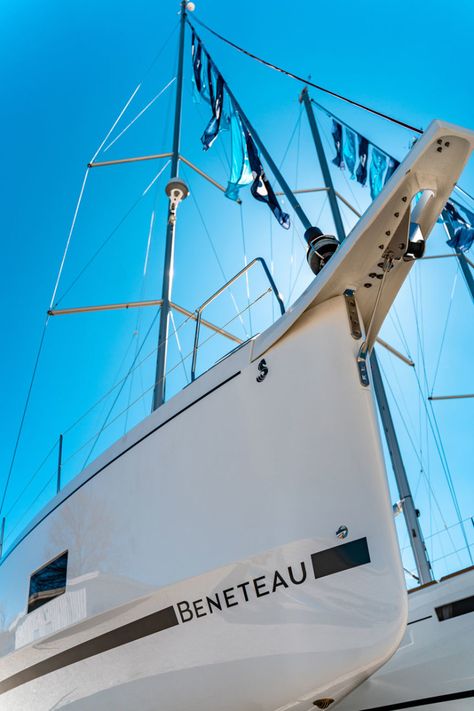 Beneteau Oceanis, Navy Training, Goal Board, Double Down, Boat Building, Sailboats, The Start, New Model, Sailing Ships