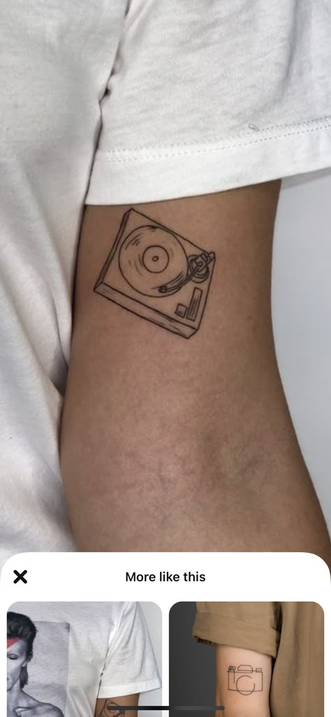 Vinyl Record Tattoo Minimalist, Turn Table Tattoo, Vinyl Tattoo Minimalist, Record Player Tattoo Simple, Ipod Tattoo, Music Tattoo Simple, House Music Tattoo, Music Tattoo Minimalist, Cd Tattoo