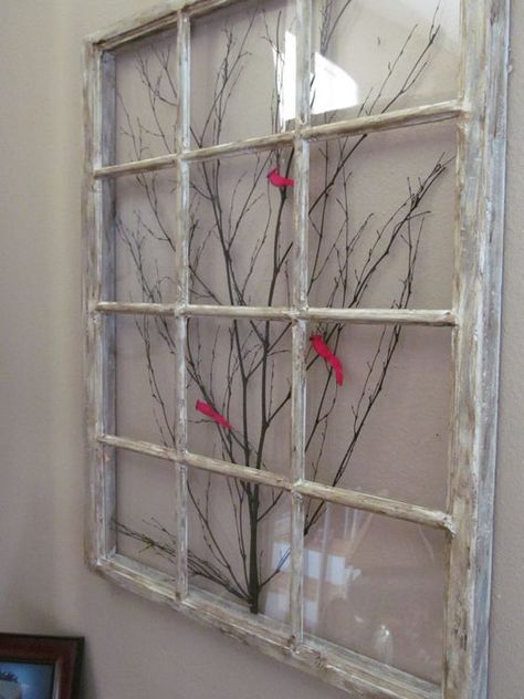 Jendela Vintage, Window Frame Art, Old Window Decor, Old Window Projects, Old Window Frames, Repurposed Windows, Window Crafts, Old Window Frame, Window Projects