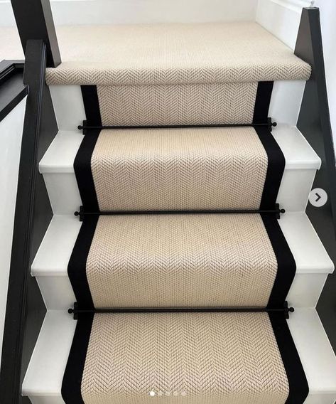 Ikea tips, hacks and more! | I’m thinking about having a stair runner fitted similar to this (without the back woodwork) | Facebook Landing Stairs, Black And White Stairs, Black Staircase, Entrance Hall Decor, Poppy Lane, Entryway Stairs, Victorian Hallway, Hallway Makeover, Staircase Runner