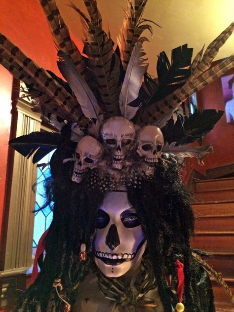 New Orleans Halloween Party, Halloween Voodoo Decorations, Voodoo Party Decorations, Voodoo Halloween Party, Voodoo Decorations, Voodoo Halloween Costume, Voodoo Halloween Decorations, Voodoo Aesthetic, Voodoo Altar