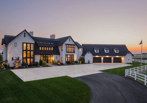 Western House Ideas, 4 Acres Of Land, Homes Of The Rich, Garage Exterior, Luxury Houses Mansions, Nampa Idaho, Dream Life House, Acres Of Land, Building Plans House