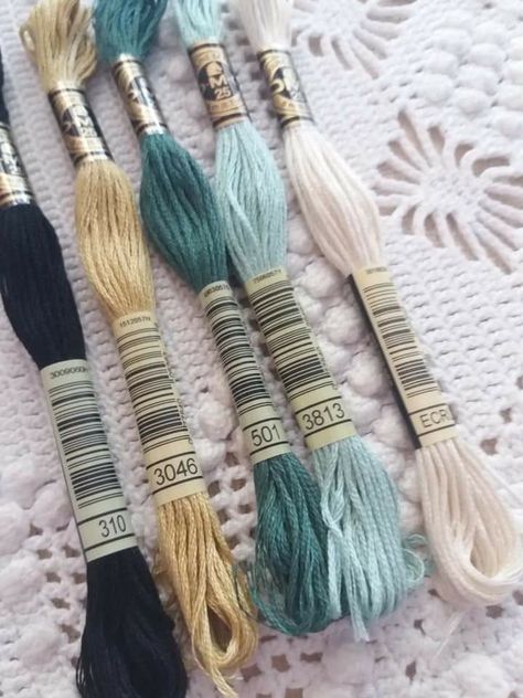 Thread Color Combination, Friendship Bracelet Palette, Friendship Bracelet Color Combinations, Embroidery Floss Color Combos, Colour Combos Bracelets, Dmc Color Combos, Bracelet Color Combinations, Thread Bracelet Color Combos, Color Combos For Bracelets