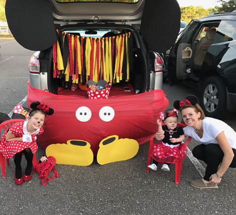 Easy Disney Trunk Or Treat Ideas, Mickey Mouse Trunk Or Treat Car, Trunk Or Treat Minnie Mouse, Elmo Trunk Or Treat Ideas, Up Trunk Or Treat Ideas, Mickey Trunk Or Treat Ideas, Minnie Mouse Trunk Or Treat Ideas, Mickey Mouse Clubhouse Trunk Or Treat, Mickey Trunk Or Treat