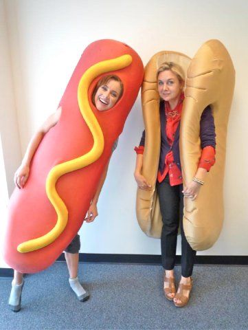 When someone has taken your bun! Food Halloween Costumes, Hotdog Costume, Jessica Stroup, Sausage Party, Food Factory, Food Costumes, Creative Costumes, Cos Play, Halloween Costumes Makeup