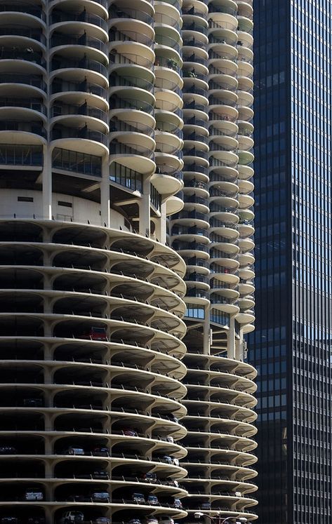 Marina City, Chicago | Marina City, Chicago | Justin Miller | Flickr Marina City Chicago, Marina City, Downtown Denver, Chicago City, Chicago Photos, Cyberpunk City, Chicago Architecture, Concrete Art, Brutalist Architecture