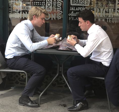 2people Pose, Man Sitting At Table, Groom Suit Black, Business Casual Attire For Men, Men In Socks, College Boys, Boys Uniforms, Mens Dress Socks, Men Fashion Casual Outfits