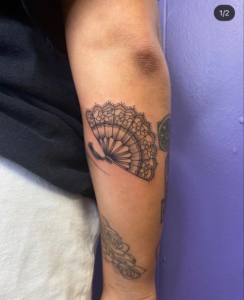 Folding Fan Tattoo, Filipino Tattoos, Fan Tattoo, Line Art Tattoos, Folding Fan, Dainty Tattoos, Dope Tattoos, Simplistic Tattoos, Tattoos For Women Small