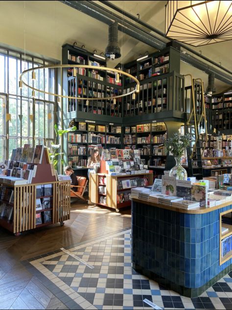 Bookshop Café, Quirky Books, Bookstore Design, Coffee/wine Bar, Library Cafe, Book Restaurant, Bookstore Cafe, Library Inspiration, Cozy Coffee Shop