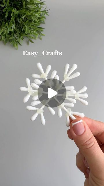 Easy_Crafts on Instagram: "Easy Crafts Ideas" Snowflake Craft, Snow Flakes, Snow Flake, Easy Video, Q Tip, Crafts Ideas, Easy Crafts, Crafts For Kids, On Instagram