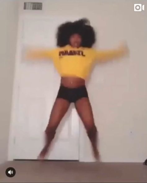 People Dancing For Edits, Majorette Names Ideas, Majorette Dance Videos Dubsmash, Majorette Pfp, Majorette Dance Videos, Black People Dancing, Jamaican Dance, Jiggin Dance, Dubsmash Videos