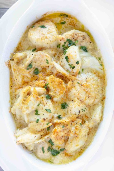 Seafood Alfredo Bake, Baked Seafood Casserole, Fish Casserole Recipes, Shrimp And Scallop Recipes, Baked Seafood, Fish Casserole, Seafood Casserole Recipes, Seafood Dish Recipes, Seafood Bake