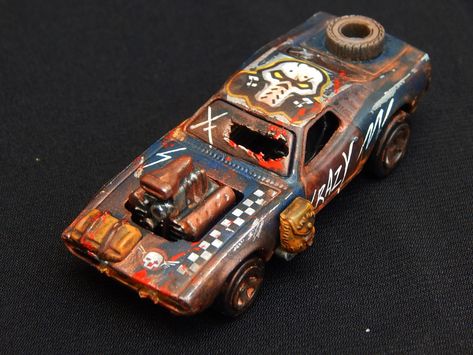 Hot Wheel Dioramas, Apocalypse Vehicle, Car Cyberpunk, Zombie Survival Vehicle, Hot Wheels Monster Truck Storage, Gaslands Cars, Lego Mad Max Cars, Hotwheels Collections, Post Apocalyptic Art