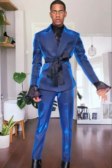 Glittery Suits For Men, 90s Club Fashion Men, Mens Dress Outfits Formal, Cut Sleeves Suit, Non Binary Suit, Prom Suits For Men Blue, Velvet Prom Suit, Birthday Outfit Men, Gay Prom Outfits