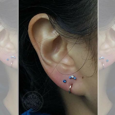 Pretty Piercings, Upper Lobe Piercing, Upper Lobe, Lobe Piercings, Lobe Piercing, Earings Piercings, Ear Piercings, Body Art, Tatting