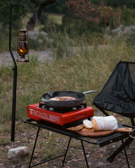 This Sunday morning is all about enjoying breakfast outside. 😋🍃 Homemade French toast, with its soft interior and crispy exterior, is on the table. It’s a breakfast that’s truly worth waking up for. Make sure to follow @chaseprettyplaces for more content like this. DM to collaborate. 🤝 . . . #chaseprettyplaces #coffeeritual #simplepleasures #coffeeadventure #coffeepeople #outdoorcoffee #slowliving #coffeewithaview #coffeeoutdoors #coffeemoments #coffeebrewing #coffeeculture #slowmoments #cr... Breakfast Outside, Homemade French Toast, Coffee Culture, Coffee Photography, Get Outdoors, Slow Living, Simple Pleasures, Pretty Places, Outdoor Life