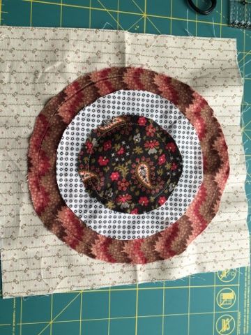 Barrister's Block: January 2016 Bullseye Quilt, Quilt Instructions, Native English, Country Sampler, Quilt In A Day, Raw Edge Applique, Foundation Piecing, Doll Quilt, Quilts Ideas