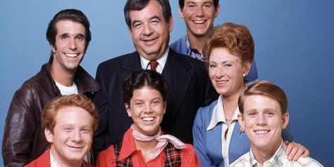 Where Is The Cast Of 'Happy Days' Now? Happy Days Tv Show, The Fonz, Ron Howard, Classic Television, Old Shows, Great Tv Shows, Actrices Hollywood, Old Tv Shows, Vintage Tv