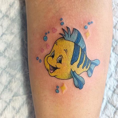 Best Disney Tattoos, Disney Character Tattoos Ideas, Figment Tattoo Disney, Flounder Tattoo, Disney Character Tattoos, Ariel And Melody Tattoo, Ariel And Flounder Tattoo, Little Mermaid Tattoo Ideas, Ariel Outline Tattoo