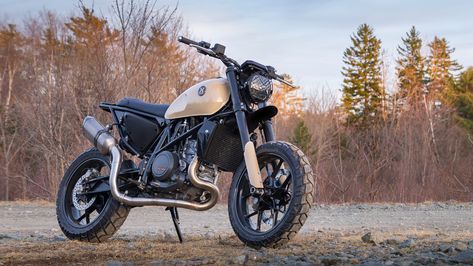 SUPER SCRAMBLER: KTM Duke 690 by KickMoto. - Pipeburn English Wheel, Ktm Duke, Nova Scotia Canada, Custom Motorcycles, Nova Scotia, Concept Design, The Good, 3d Printing, Motorcycles