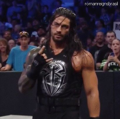 A roman le gusta el rock :3♡ Roman Reigns Photo, Wwe Pfp Roman Reigns, Roman Reighns, Roman Reigns Gif, Roman Reigns Gif Smile, Romans 3, Roman Reigns Family, Roman Reigns Dean Ambrose, Roman Reigns Shirtless