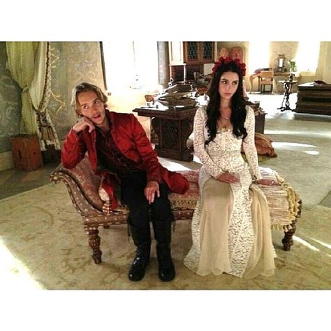 Getting bored behind the scenes of Snakes in the Garden 1x02.   #adelaidekane #tobyregbo #reign    #Regram via @cw_reigns Reign Cast, Reign Mary And Francis, Reign Tv Show, Reign Mary, Toby Regbo, Reign Fashion, Reign Dresses, Royal Core, Under Your Spell