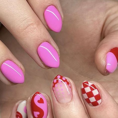 Short Nail Designs Valentines, Pink Red Nails, Nails 23, Grad Nails, Short Nail Ideas, 2023 Nail, February Nails, Valentine Nails, Awesome Nails