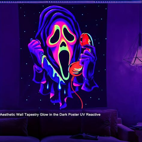 Ghostface Tapestry, Horror Face, Tapestry For Bedroom, Glow In The Dark Party, Trippy Tapestry, Trippy Wall, Ghost Lights, Dark Party, Hanging Plant Wall