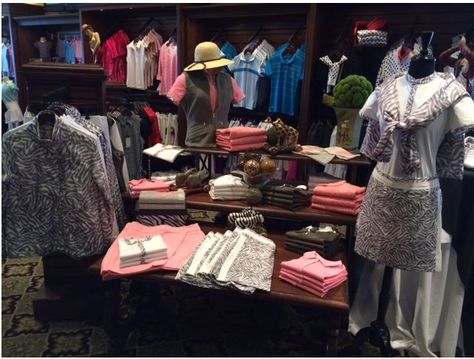 Women's Display in the TPC Sawgrass Golf Shop Golf Pro Shop, Cardboard City, Womens Golf Wear, Visual Merchandising Displays, Clothing Displays, Rp Ideas, Store Layout, Ponte Vedra Beach, Golf Shop