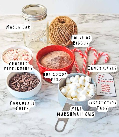 Hot Cocoa Kits Ideas, Hot Coco In A Jar Recipe, Hot Cocoa Jar Gift Recipe, Peppermint Hot Cocoa Mix Recipe, Hot Coco Jar Gift, Peppermint Hot Chocolate Mix Recipe Dry, Hot Coco Mason Jars, Hot Chocolate Jars Christmas, Coffee Mason Jar Gift Ideas