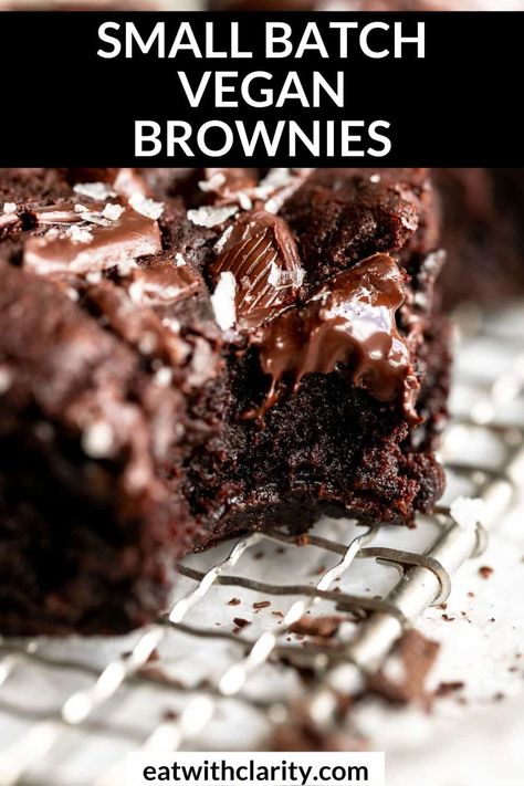 Quick Vegan Dessert, Vegan Chocolate Dessert, Small Batch Brownies, Simple Vegan Dessert, Vegan Brownie Recipe, Eggless Brownies, Vegan Brownies Easy, Fudgy Vegan Brownies, Vegan Gluten Free Brownies