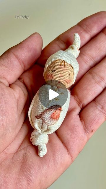 Viktoriya Vashchenko on Instagram: "Meet the tiniest member of Dollbelge Family- Nano❤️ He/she ☺️is only 5 cm, but full of love and joy! For those who likes small creations and wants to make it by themselves- there is a new PDF pattern and Dollmaking tutorial in my shop- with step by step instructions and pictures, very beginner friendly . For those who doesn’t- you can order one via DM. Have a lovely weekend 🌼 _____________________ #dollbelge #dollmaking #sewingforkids  #waldorftoys #patterndesign  #tutorial  #sewingpattern  #miniature  #waldorf #waldorfeducation #waldorfinspired  ￼" Tiny Dolls To Make Free Pattern, Art Dolls Animals, Felt Doll Tutorial, Soft Dolls Handmade, Waldorf Doll Tutorial, Dolls Handmade Diy, Felt Doll Patterns, Doll Making Tutorials, Waldorf Crafts