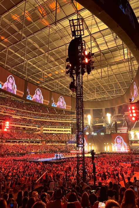 Taylor Swift Aesthetic Taylor Swift, Concert Taylor Swift, Aesthetic Taylor Swift, Sofi Stadium, Taylor Swift Aesthetic, Singing Career, Concert Aesthetic, Taylor Swift Eras Tour, Stadium Tour