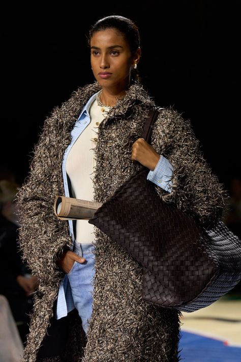 Bottega Veneta Heels Outfit, Bottega Veneta Heels, Styling Tricks, My Style Bags, Waxed Cotton Jacket, Heels Outfits, Spring 2024, Milan Fashion Week, Spring Outfit