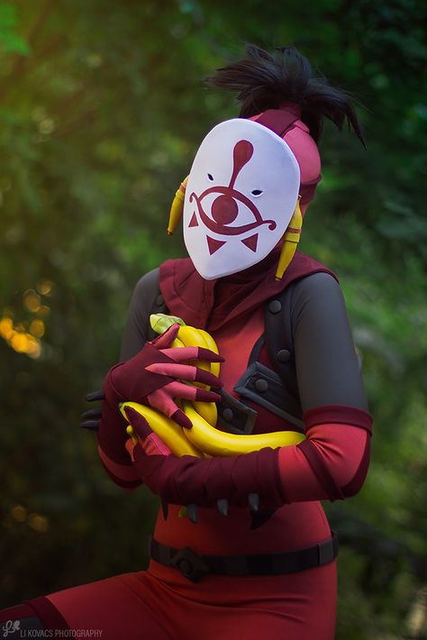 Yiga Clan Cosplay, Yiga Clan, Zelda Costume, Zelda Video Games, Zelda Breath Of The Wild, Legend Of Zelda Breath, Zelda Breath, Breath Of The Wild, Diy Halloween Costumes