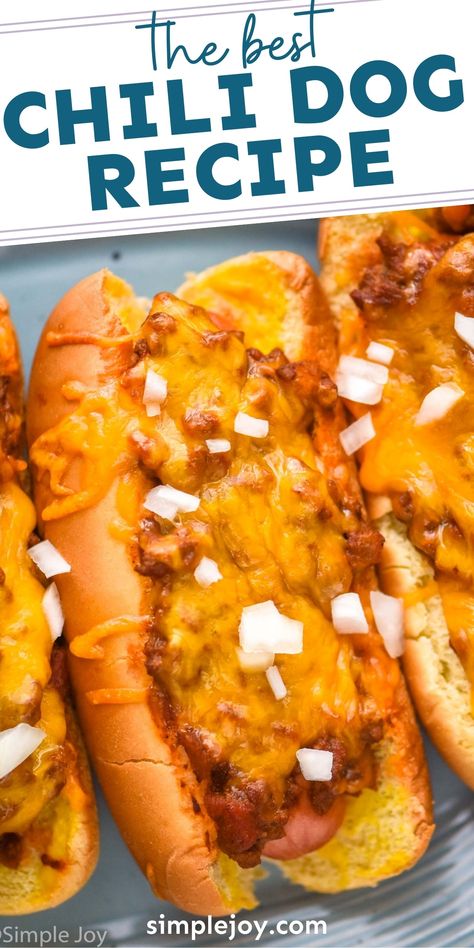 Chili Dogs are such a great way to feed a crowd! Made with a homemade chili sauce, these are a winner. Chili Dog Chili, Chili Dogs For A Crowd, Chili Hot Dogs Recipes, Chili Dogs Recipe, Chilli Dogs Recipe, Chili For Chili Dogs, Best Chili Dogs Recipe, Chili Cheese Dog Recipe, Baked Chili Cheese Dogs