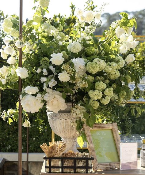 Entry Table Floral Arrangements, Prospect Park Boathouse Wedding Ceremony, Indoor Wedding Floral Decoration, Flowers In Fountain Wedding, Old Money Wedding Table Decor, Green Toile Wedding, French Country Side Wedding, Green And White Wedding Florals, Floral Isle