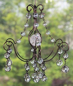 Chandeliers Diy, Wire Chandelier, Crystal Suncatchers Diy, Chandelier Diy, Suncatcher Diy, Shabby Chic Lamps, Diy Wind Chimes, Chandelier Decor, Diy Chandelier