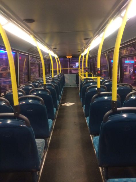 London bus - empty Uk Bus Aesthetic, Bus Concept, London Pics, Uni Vibes, Uk School, Tech Image, London Buses, Bus Interior, British School