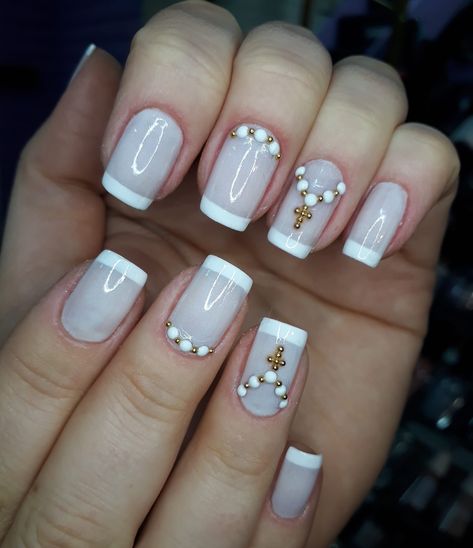 Communion Nails, White Nails With Gold, Nails Now, Pink Nail Art, Black Nail Designs, Nails For Kids, Red Polka Dot, French Tip Nails, Gold Nails