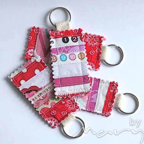 keyrings Fabric Keyrings Diy, Diy Keyring, Artsy Background, Scrap Fabric Projects, Farmhouse Crafts, Handmade Keychains, Decor Hacks, Upcycle Sewing, Peg People