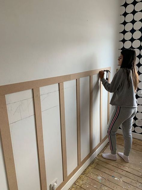 12-Year-Old Girl Redecorates Family Home In A Week For Just Around $125, And Here Are The Results Wall Art Diy Paint, Diy Baby Furniture, Front Porch Ideas For Mobile Homes, Front Porch Ideas, Board And Batten, Diy Patio Furniture, Diy Pallet Furniture, Porch Ideas, Furniture For Small Spaces