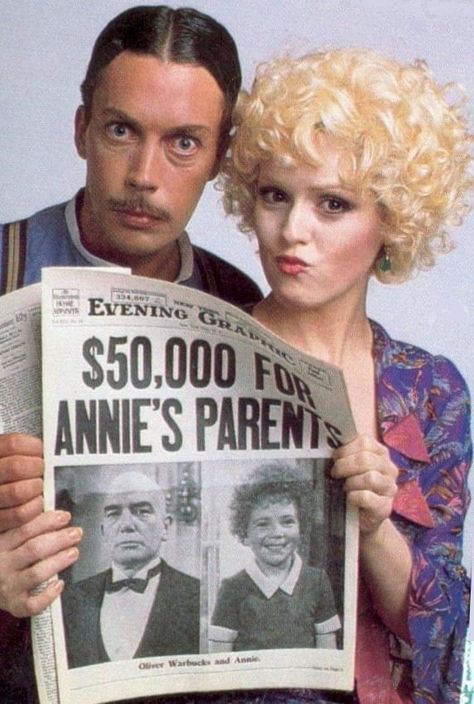 Lily St Regis, Annie Movie, Annie 1982, Annie Costume, Annie Jr, Annie Musical, Margaux Hemingway, Orphan Annie, Tim Curry